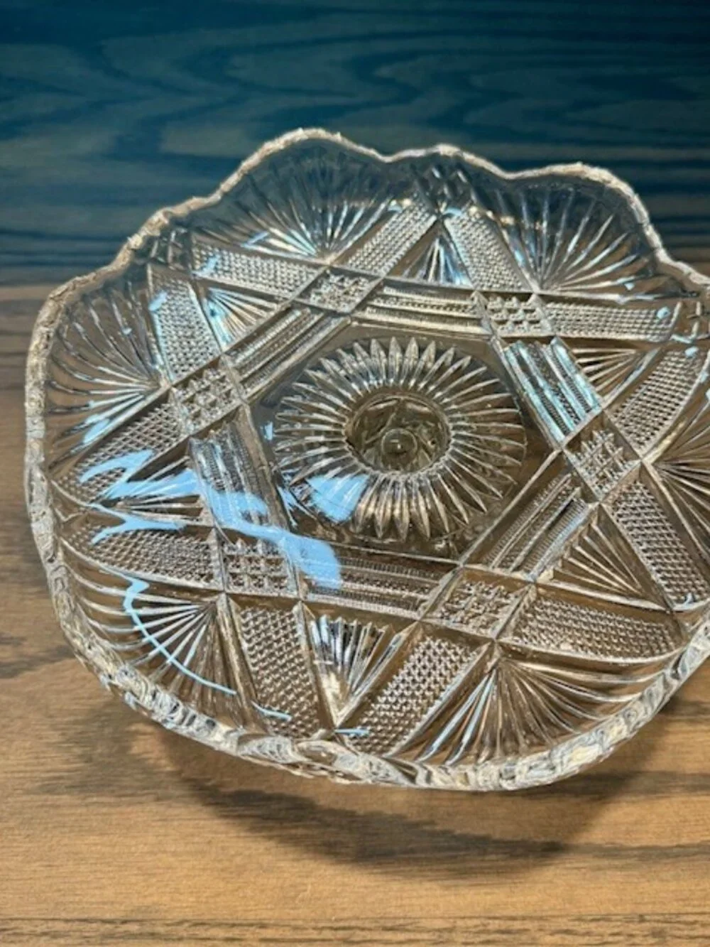 Antique Earl American Pattern Glass Pedestal Cake Stand